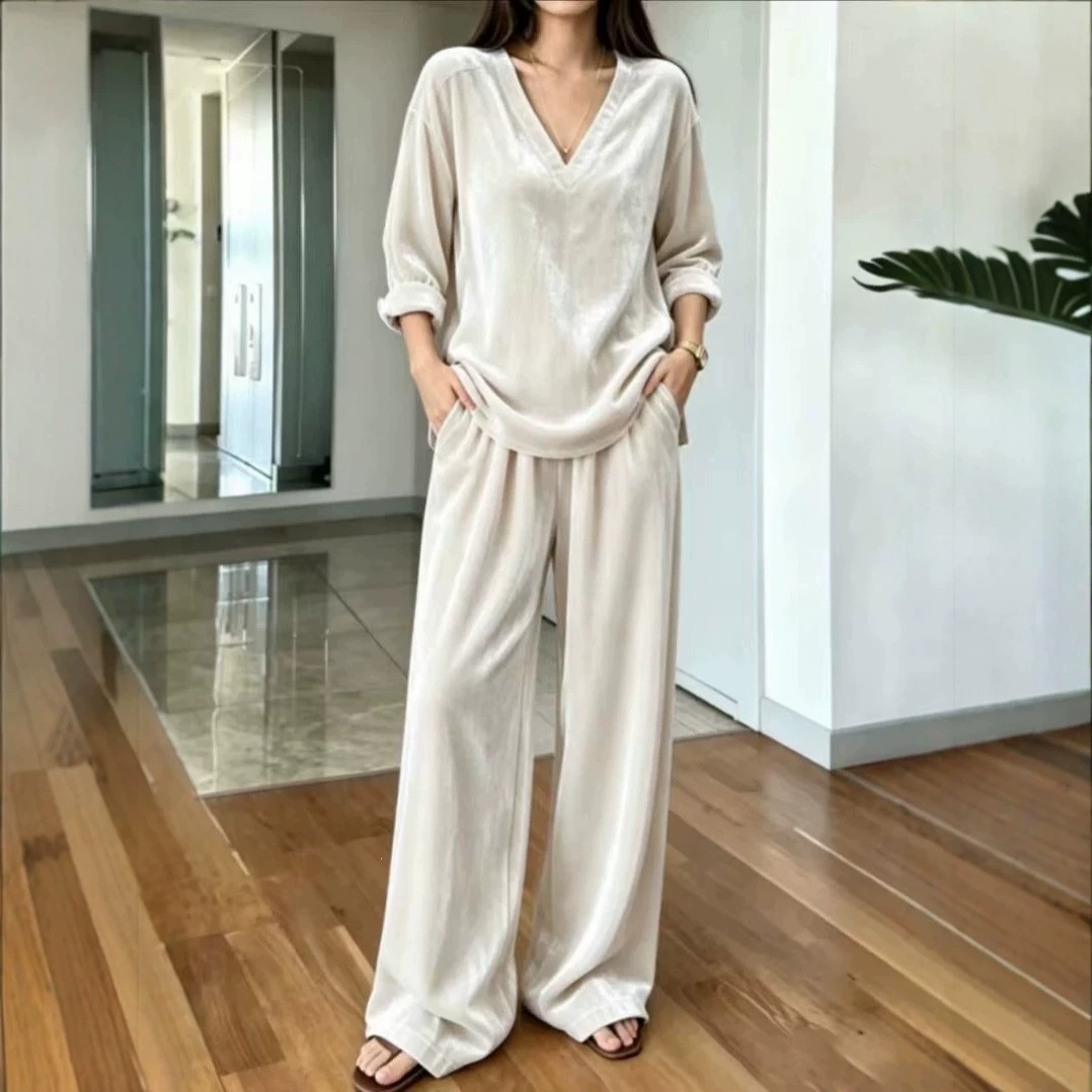 V-Neck Long-Sleeve Velvet Loose Loungewear Two-Piece Set