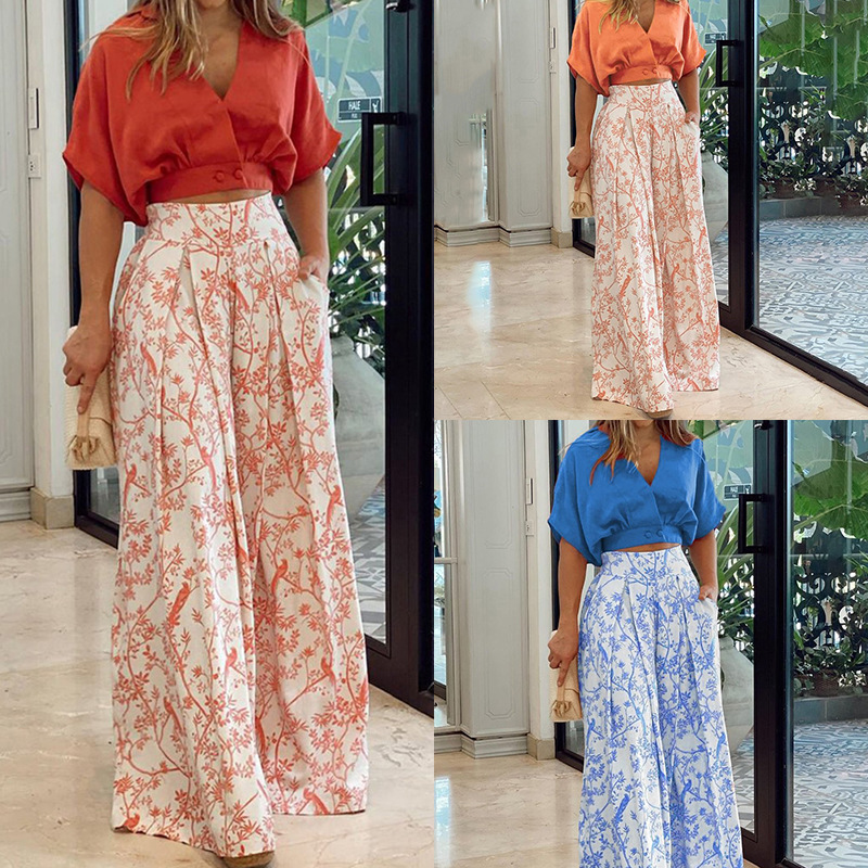 V-Neck Printed Fitted Short-Sleeve Two-Piece Pant Set
