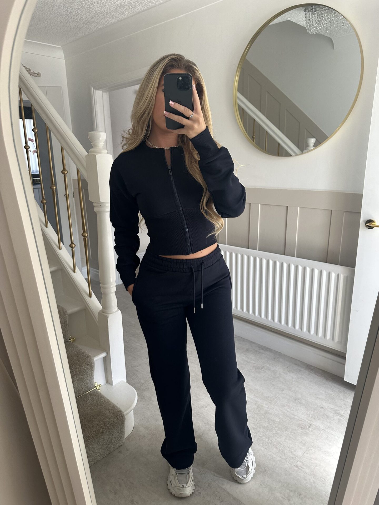 Women's Solid Zip Cardigan and Straight-Leg Pants Set