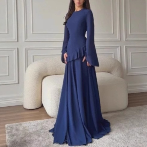 Women's Round Neck Long Sleeve Flare Sleeve Waist-Cinching Solid Color Long Dress