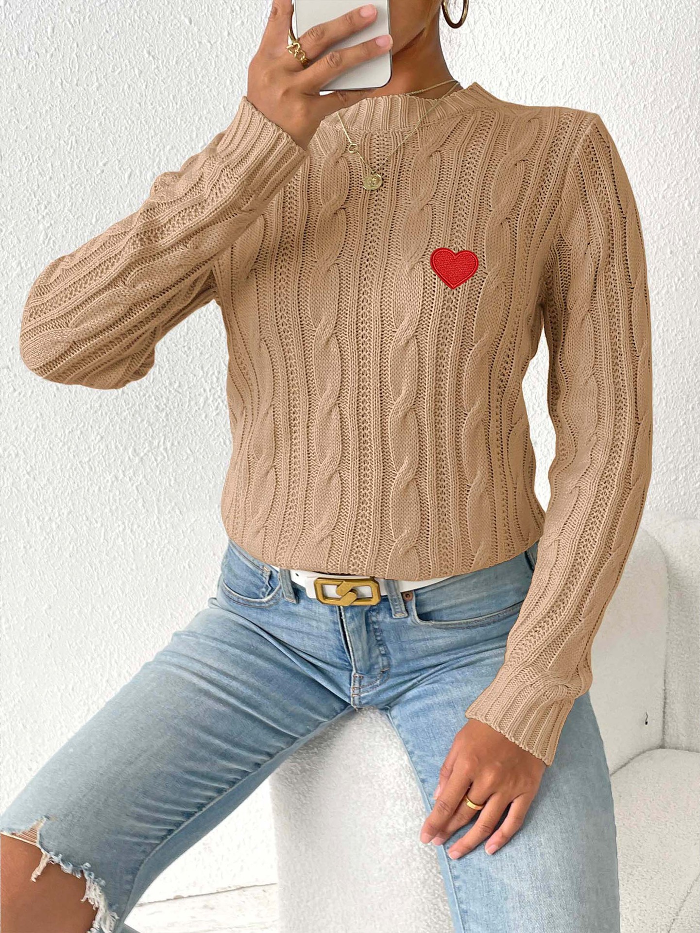 Women's Heart Applique Crewneck Knit Pullover Sweater