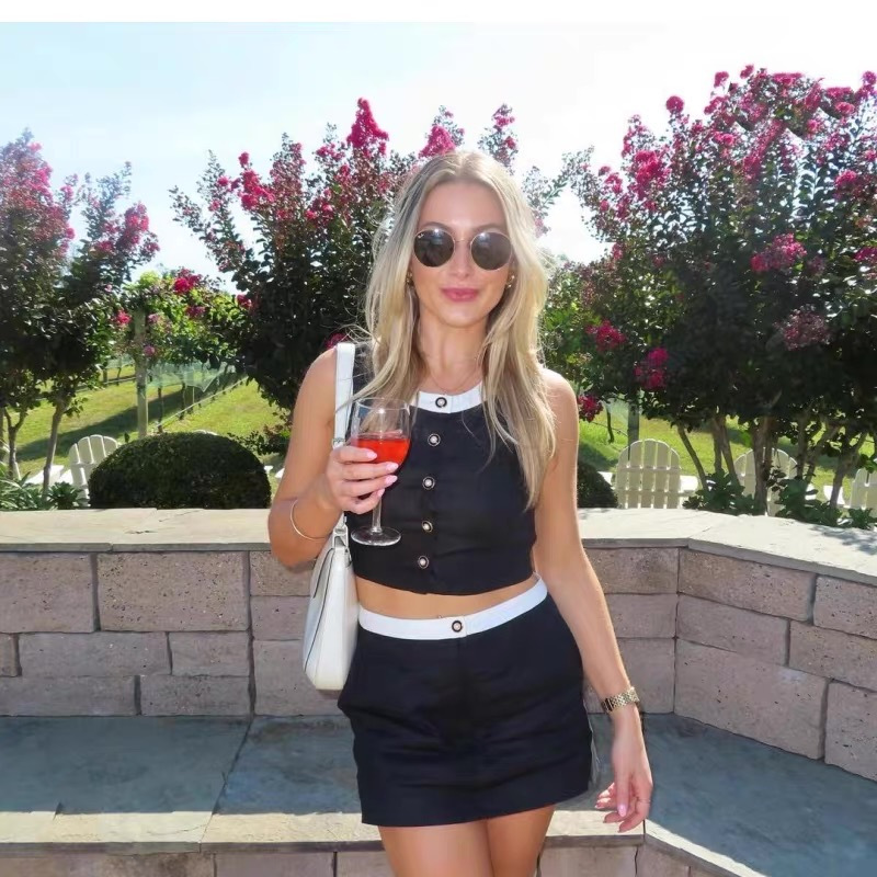 Women's Color-Block Button Sleeveless Vest and Short Skirt Two-Piece Set