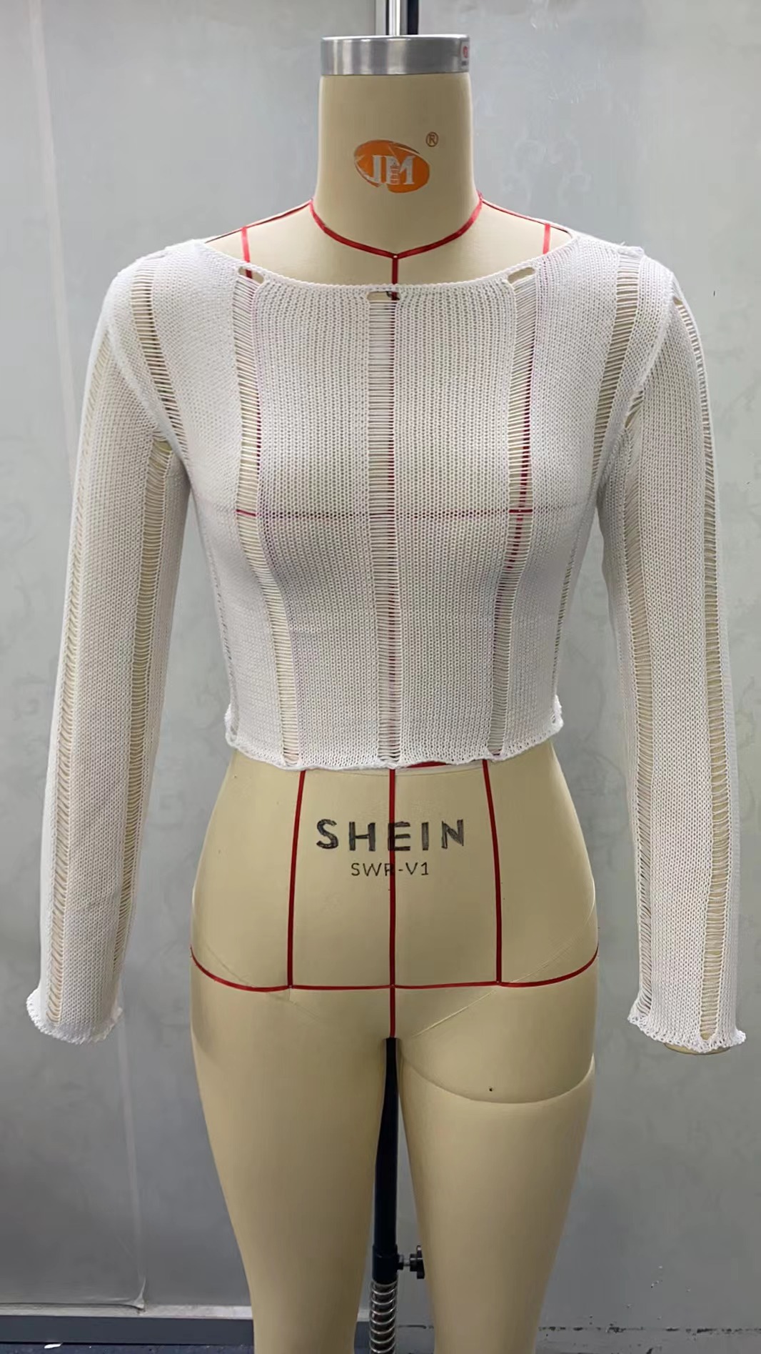 Women's Round Neck Long Sleeve Cutout Cropped Knit Sweater Slim Fit