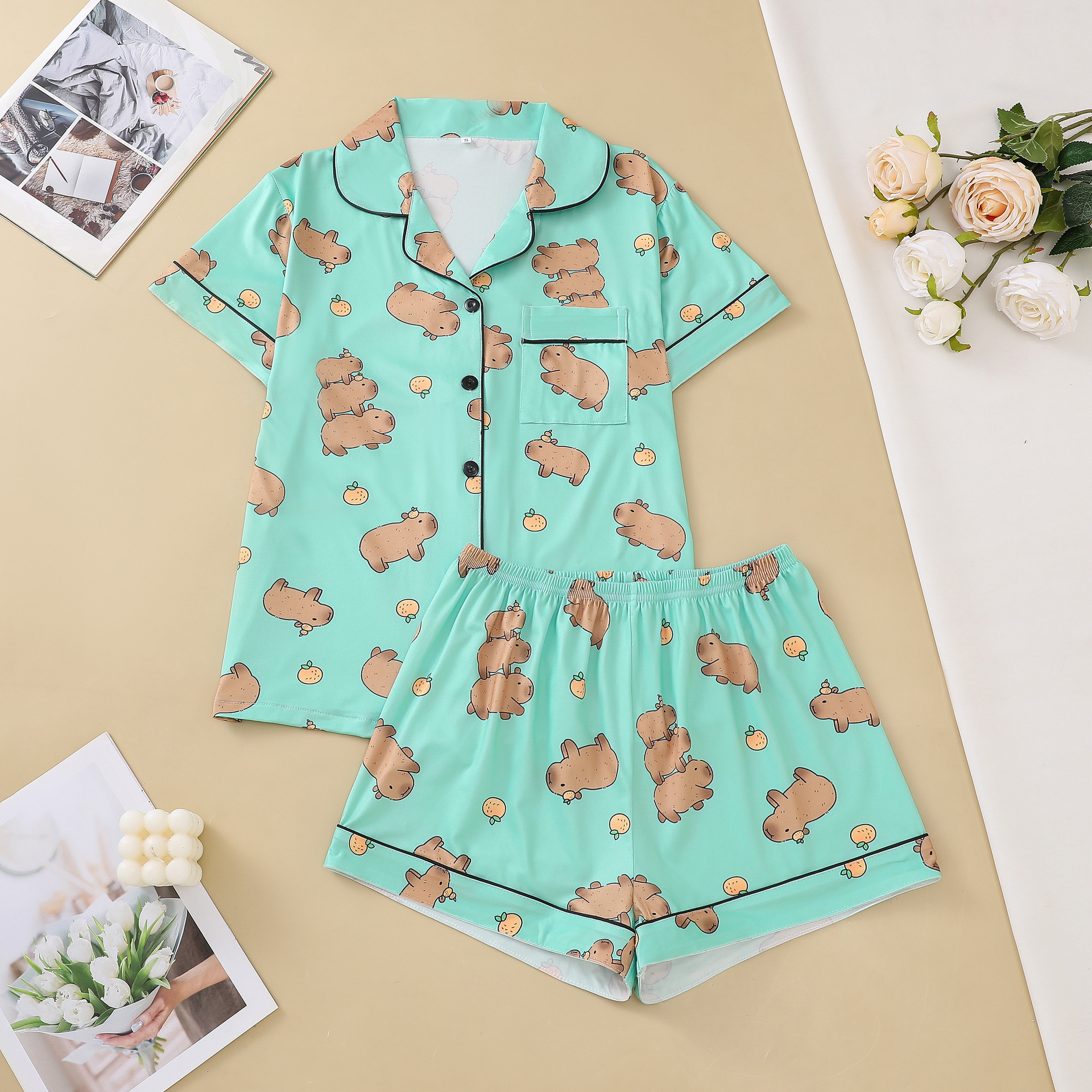 Women's Cute Capybara Print Cuban Collar Short Sleeve Two-Piece Set