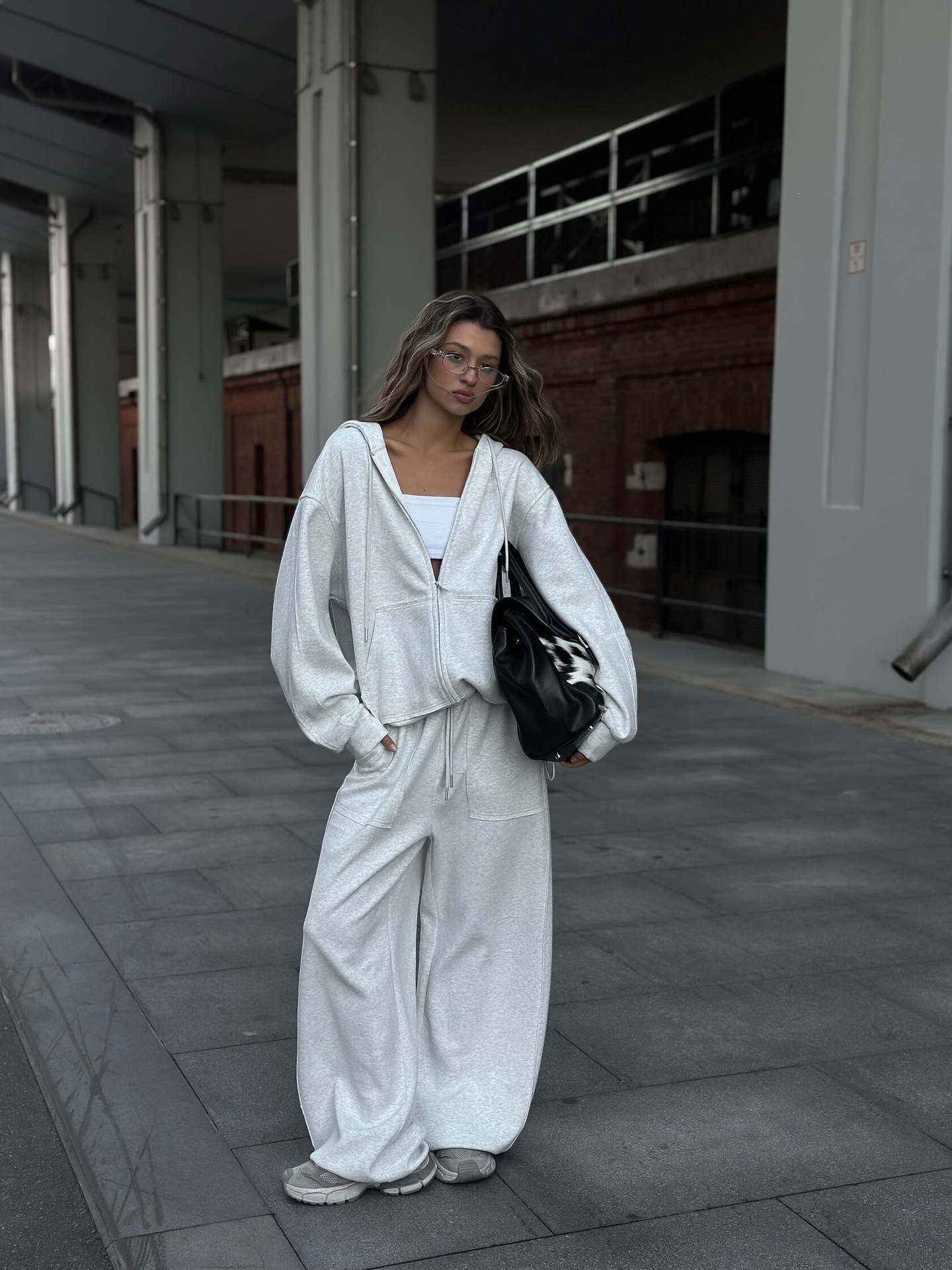 Solid Color Zip-Up Hoodie and Wide-Leg Drawstring Pants Two-Piece Set