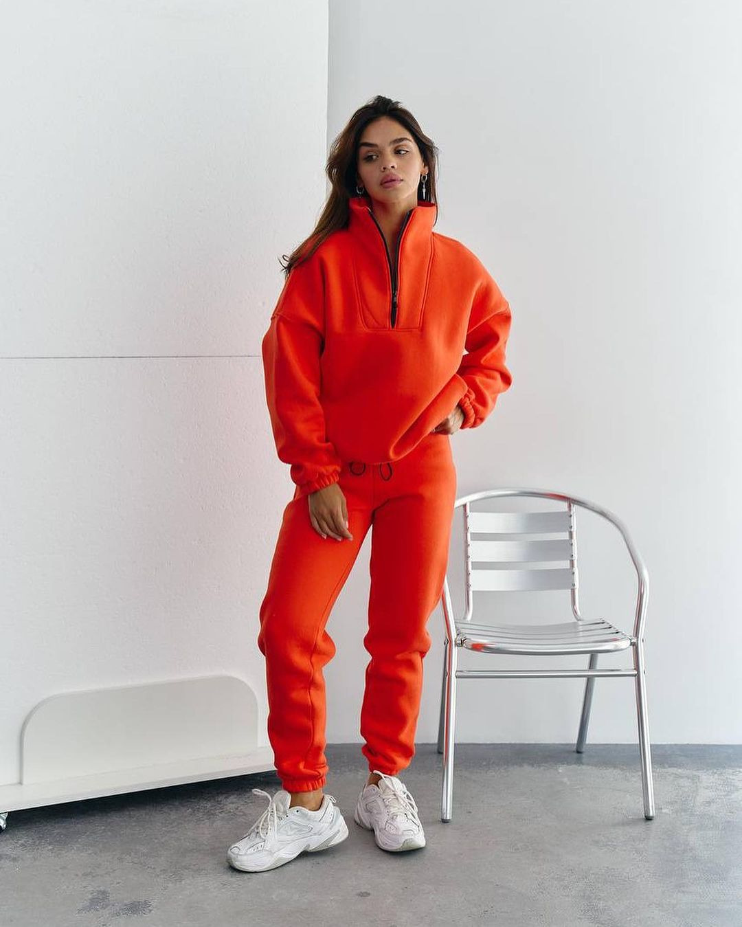 Women's Stand Collar Zip Two-Piece Sweatsuit Set Solid Color