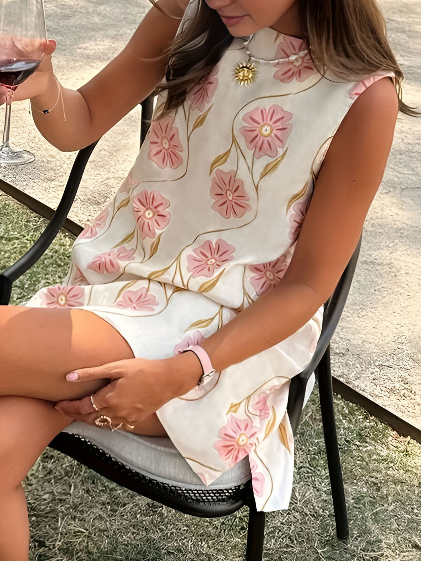Women's Sleeveless Round Neck Floral A-Line Dress