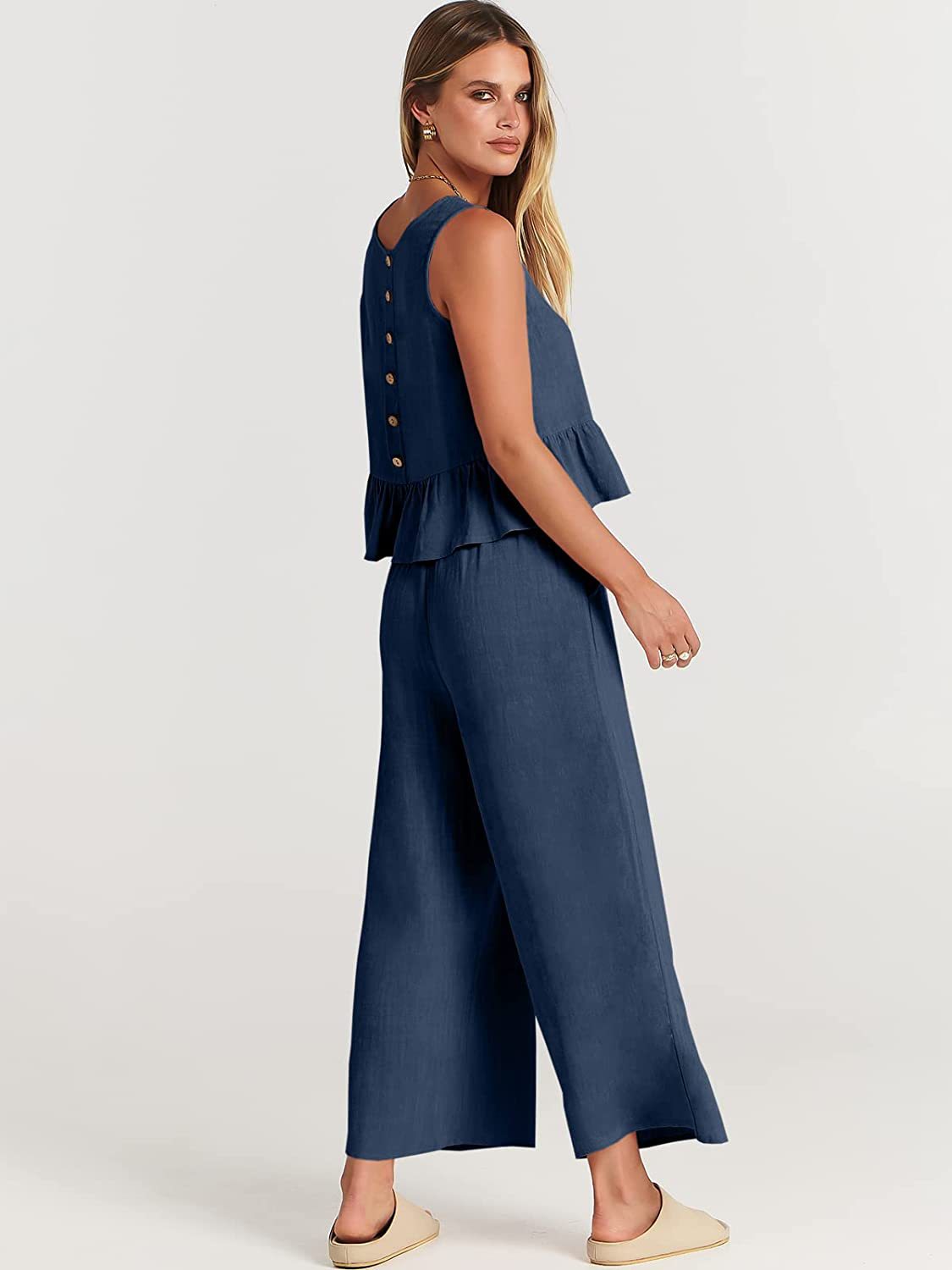 Women's Sleeveless Pleated Tank Top and Wide-Leg Cropped Pants Casual Set
