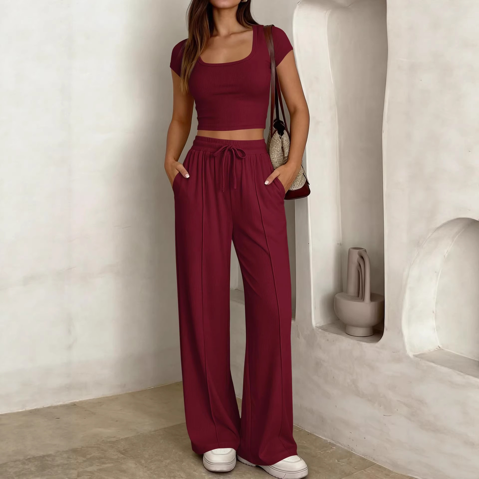 Women's Slim Fit Two-Piece T-Shirt and Pants Set Casual Commuter Outfit