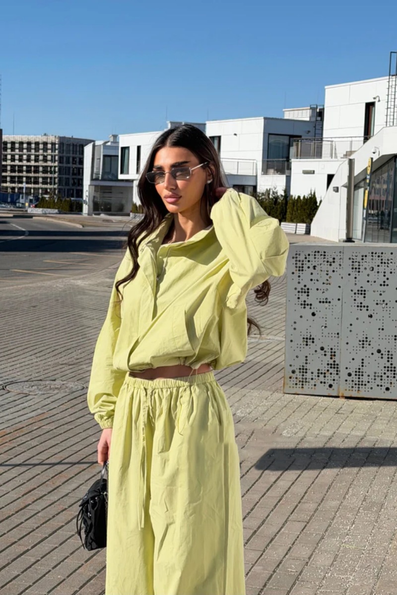 Women's Casual Two-Piece Set with Cropped Zip Cardigan and Wide-Leg Pants