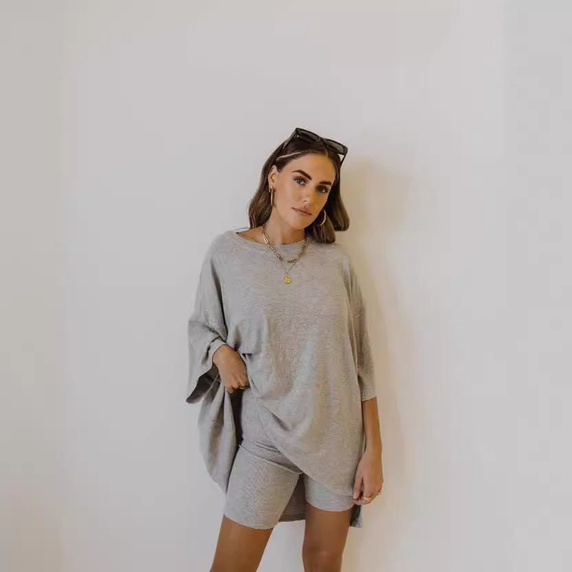 Women's Loose-Fit Short-Sleeve T-Shirt and Shorts Set, Casual Loungewear