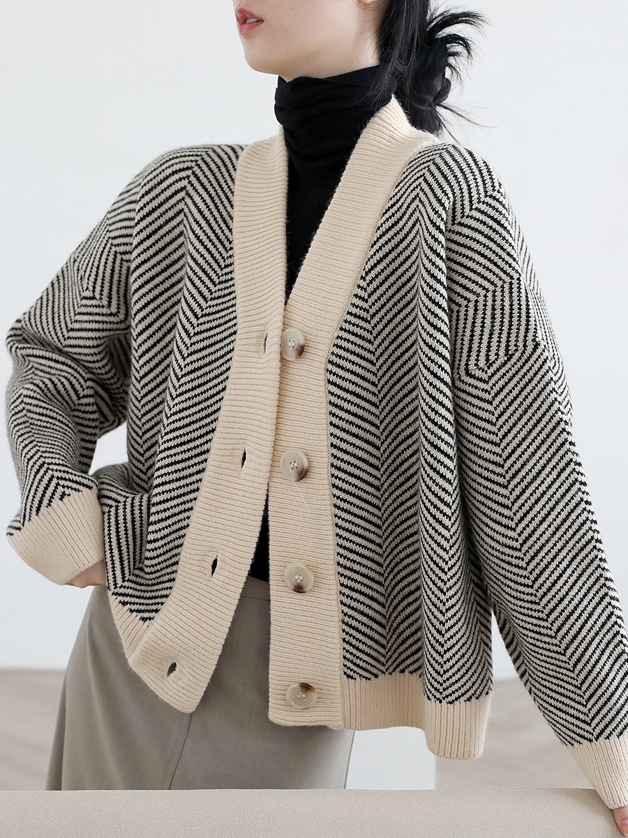 Retro Striped V-Neck Knit Cardigan Women's Loose Thick Sweater