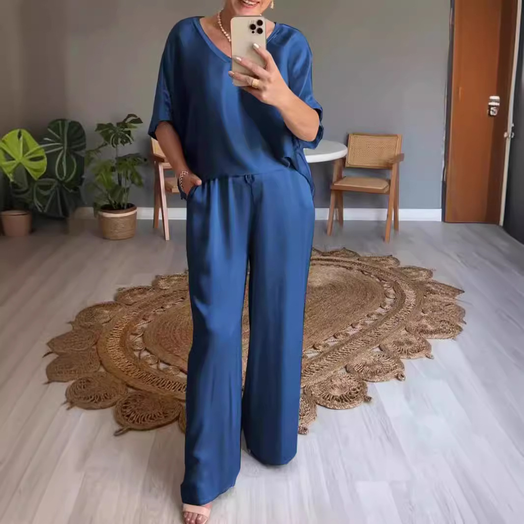 Women's Solid Mercerized V-Neck Two-Piece Pant Set