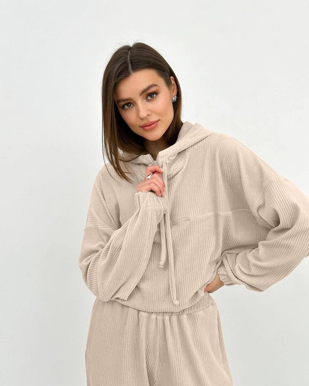 Women's Long Sleeve Hooded Zip Two-Piece Pant Set