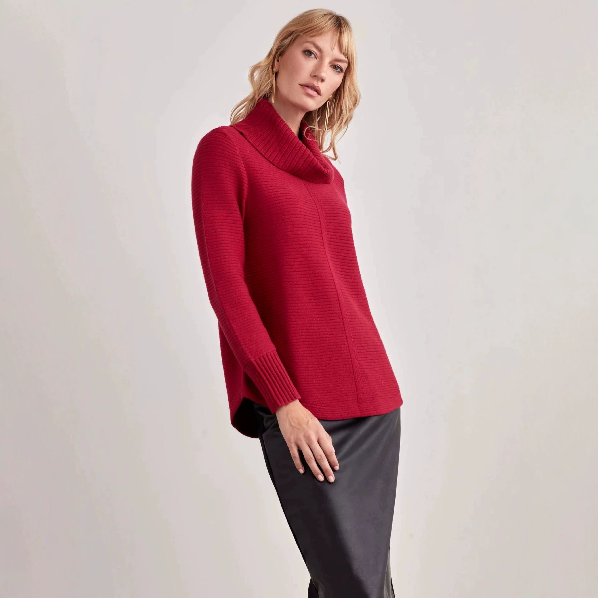 Women's Solid Color Long Sleeve Knit Top