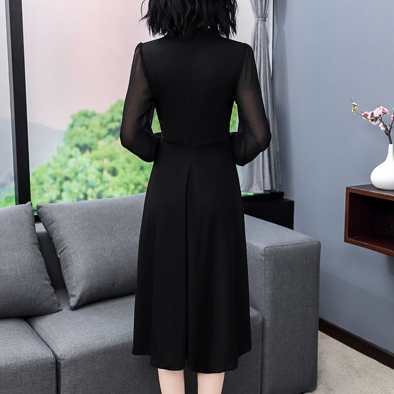 Long Sleeve Slim Fit Black A-Line Midi Dress
