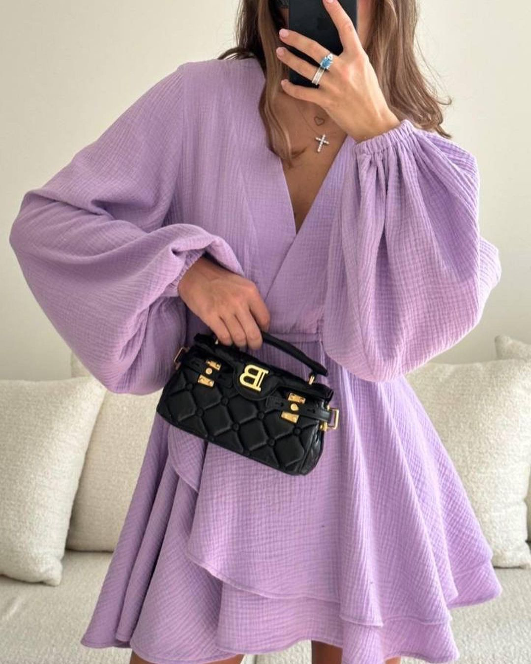 Women's Solid Color V-Neck Long Sleeve Cinched Waist Short Dress
