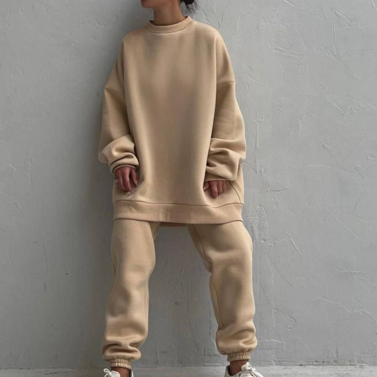 Women's Casual Two-Piece Sweatsuit Set Long Sleeve Top and Pants