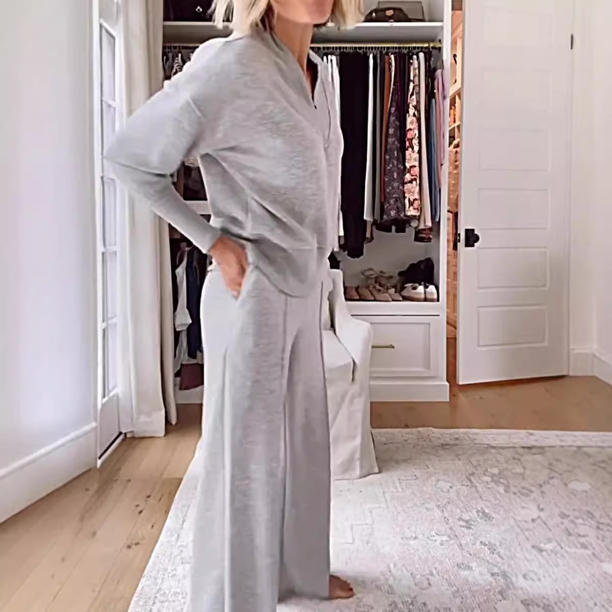 Women's V-Neck Long-Sleeve Loose Top & Wide-Leg Pants Two-Piece Set