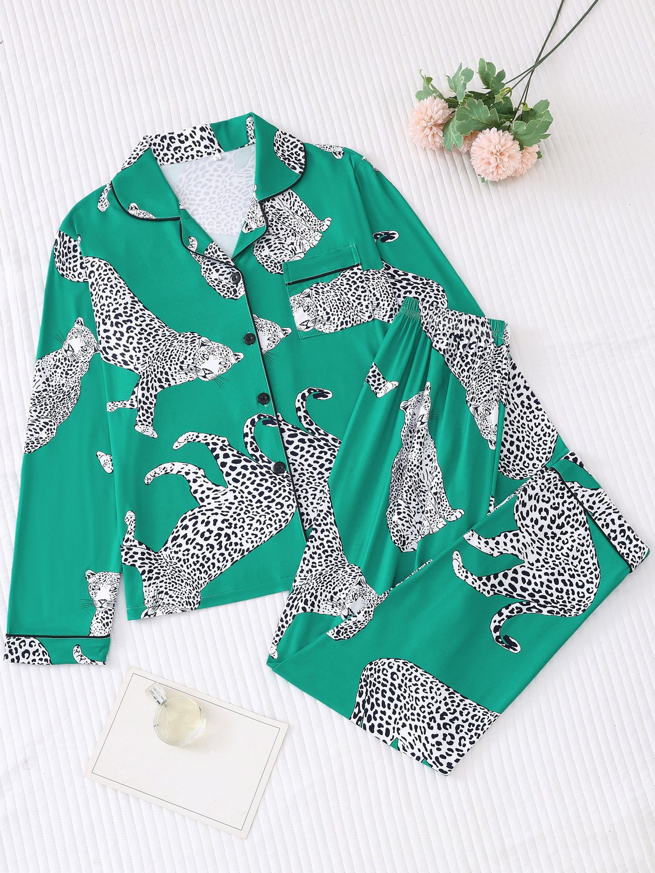 Women's Cuban Collar Leopard Print Long Sleeve Lounge Set