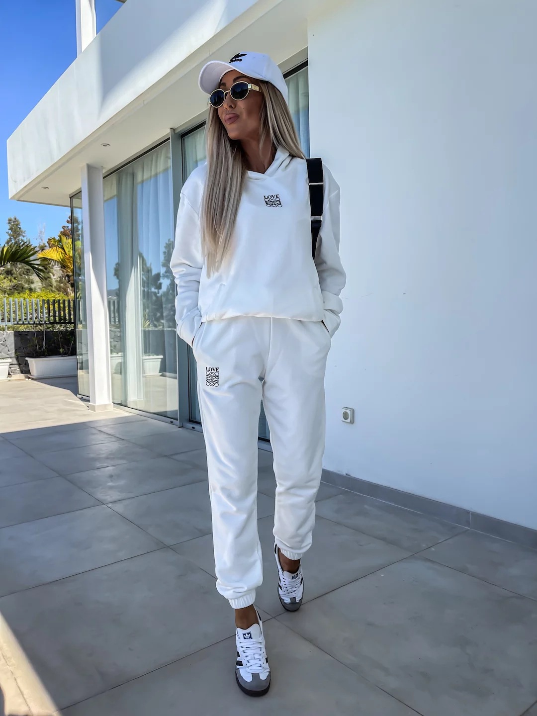 Casual Hooded Sweatshirt and Pants Set with Pockets, Solid Color