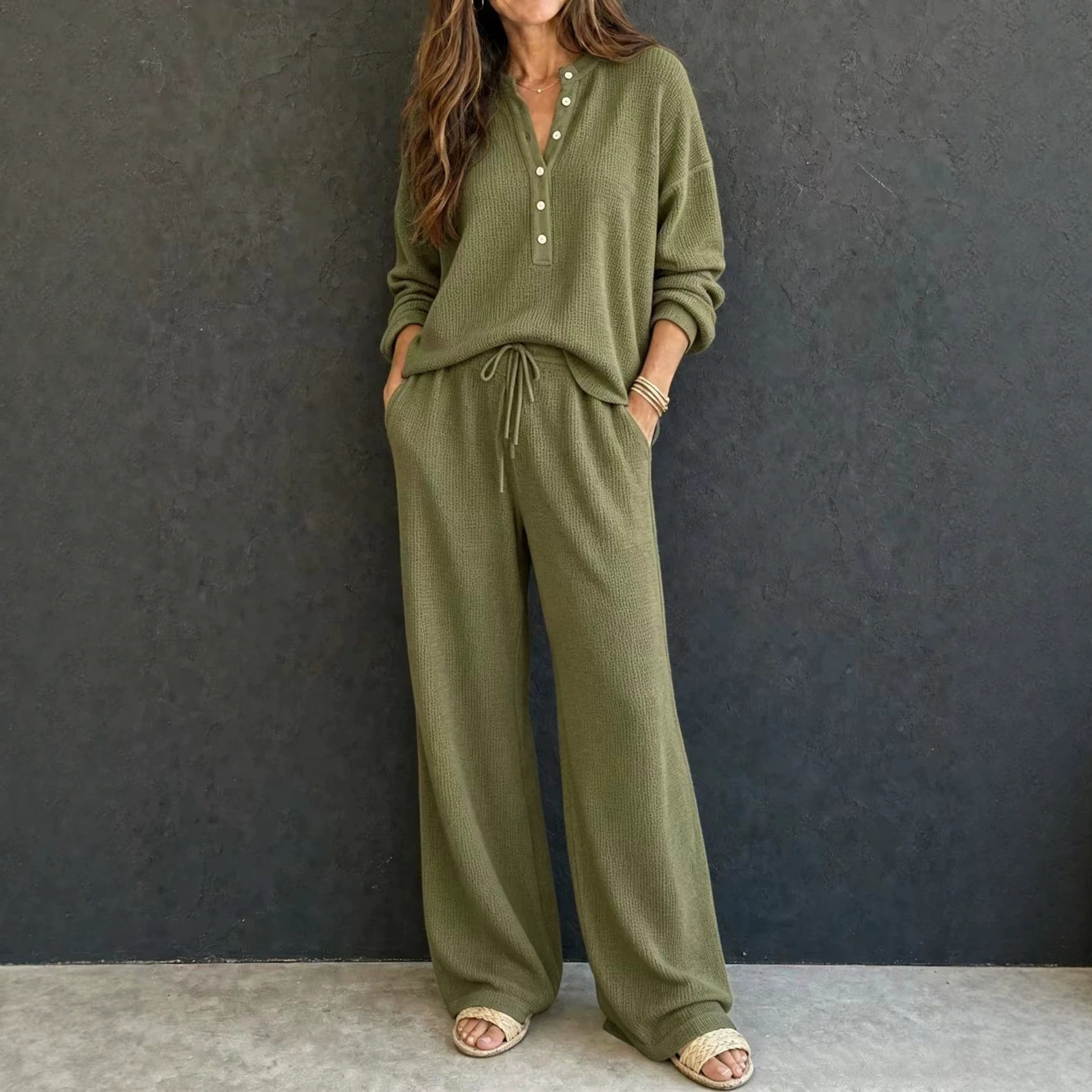 Women's Ribbed Knit Sweatshirt and Straight-Leg Pants Set