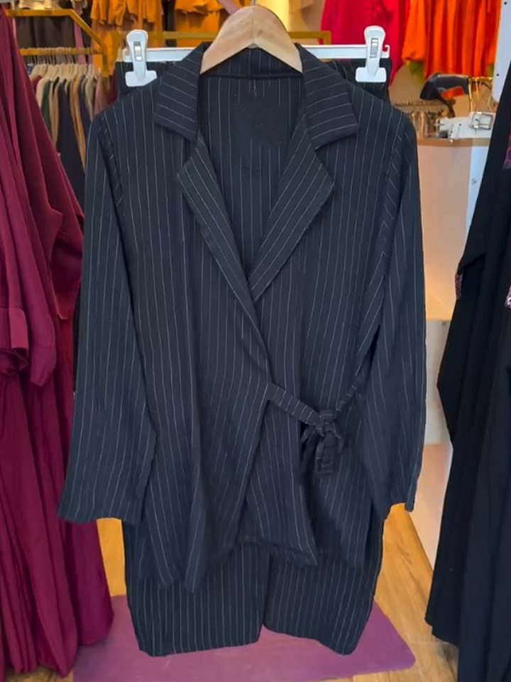 Women's Striped Two-Piece Blazer and Pants Set Casual Loose Fit