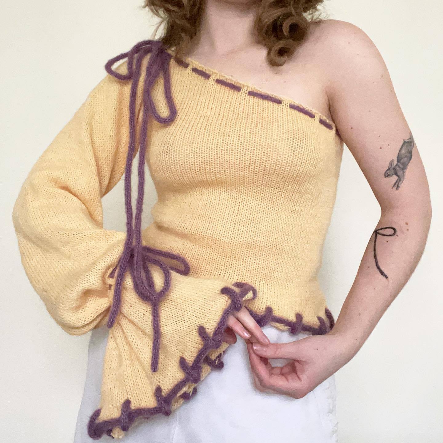 Women's One-Shoulder Colorblock Flare-Sleeve Knit Top