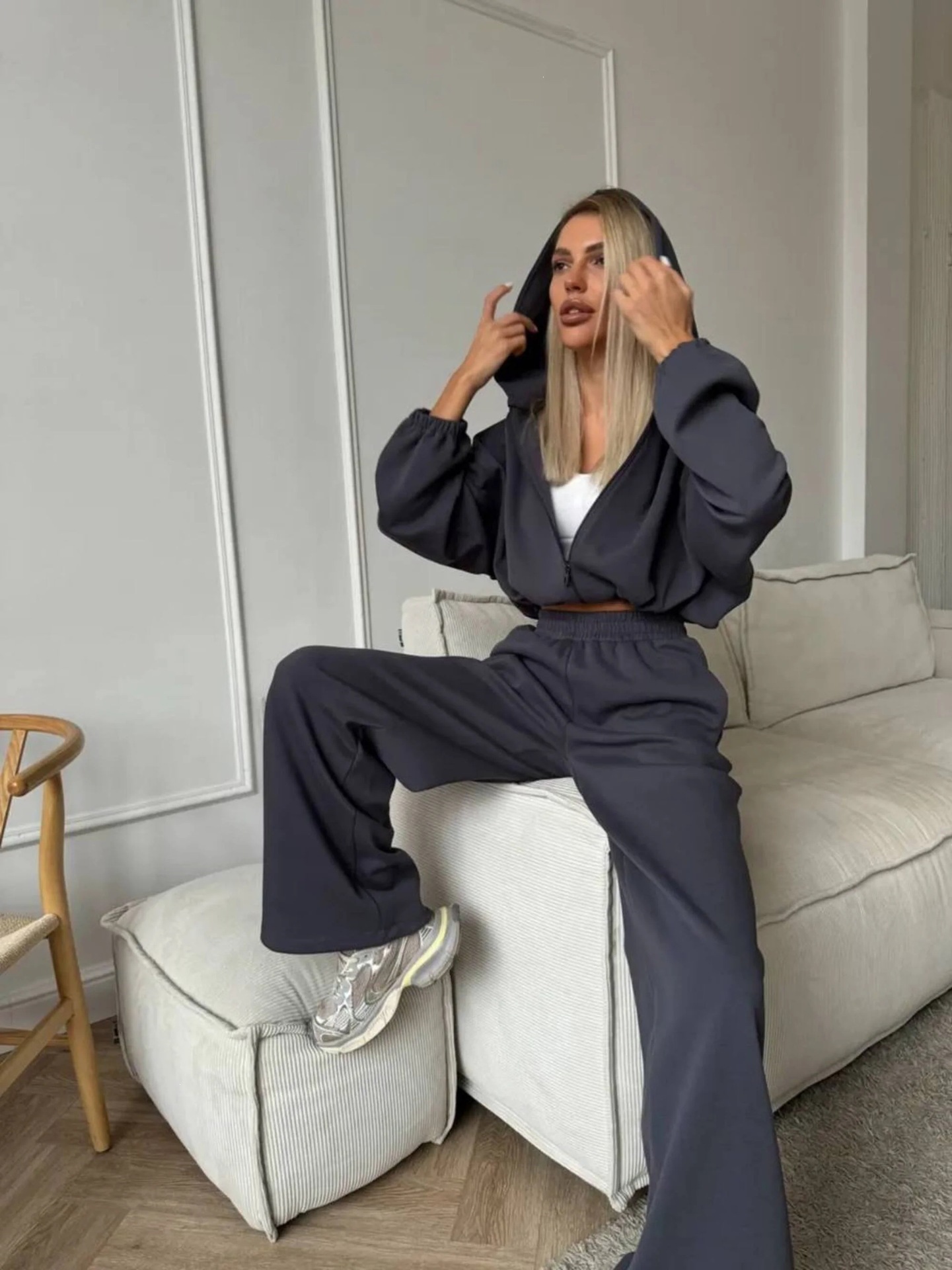 Women's Cotton Zip-Up Hoodie and Wide-Leg Pants Two-Piece Set