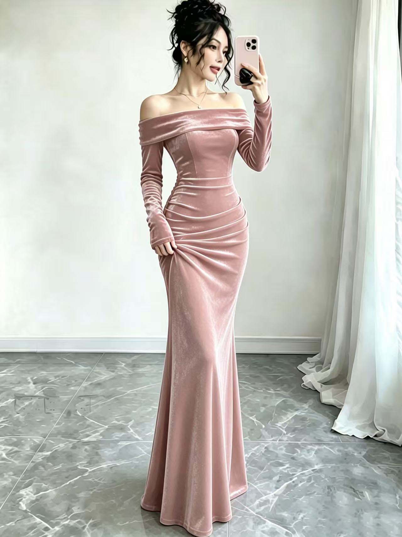 Gold Velvet Off-Shoulder Long Sleeve Bodycon Maxi Dress