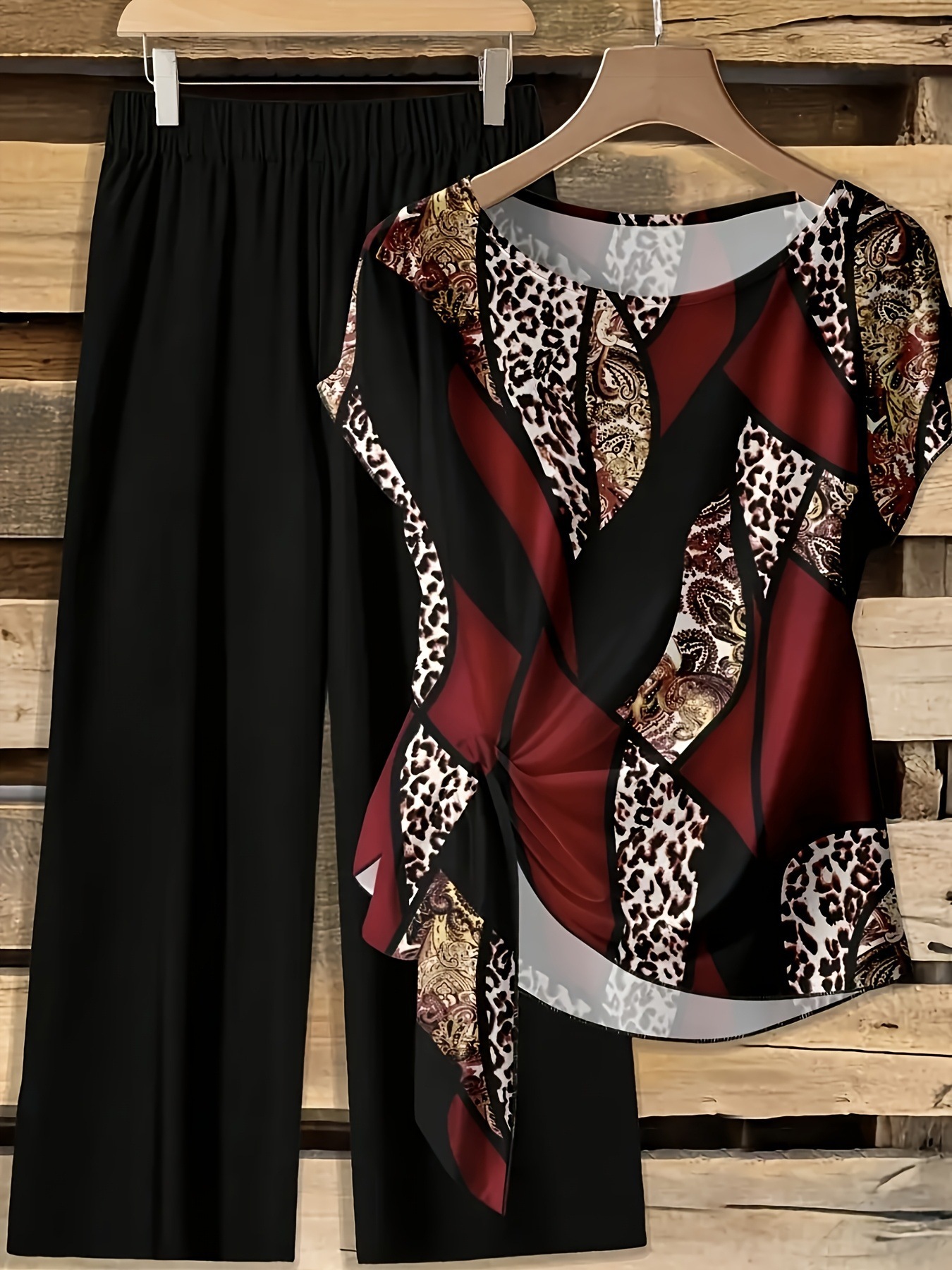 Floral Print Short Sleeve Top and Pants Set