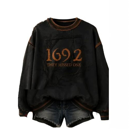 Women's Witch Castle Tree Ghost Print Sweatshirt