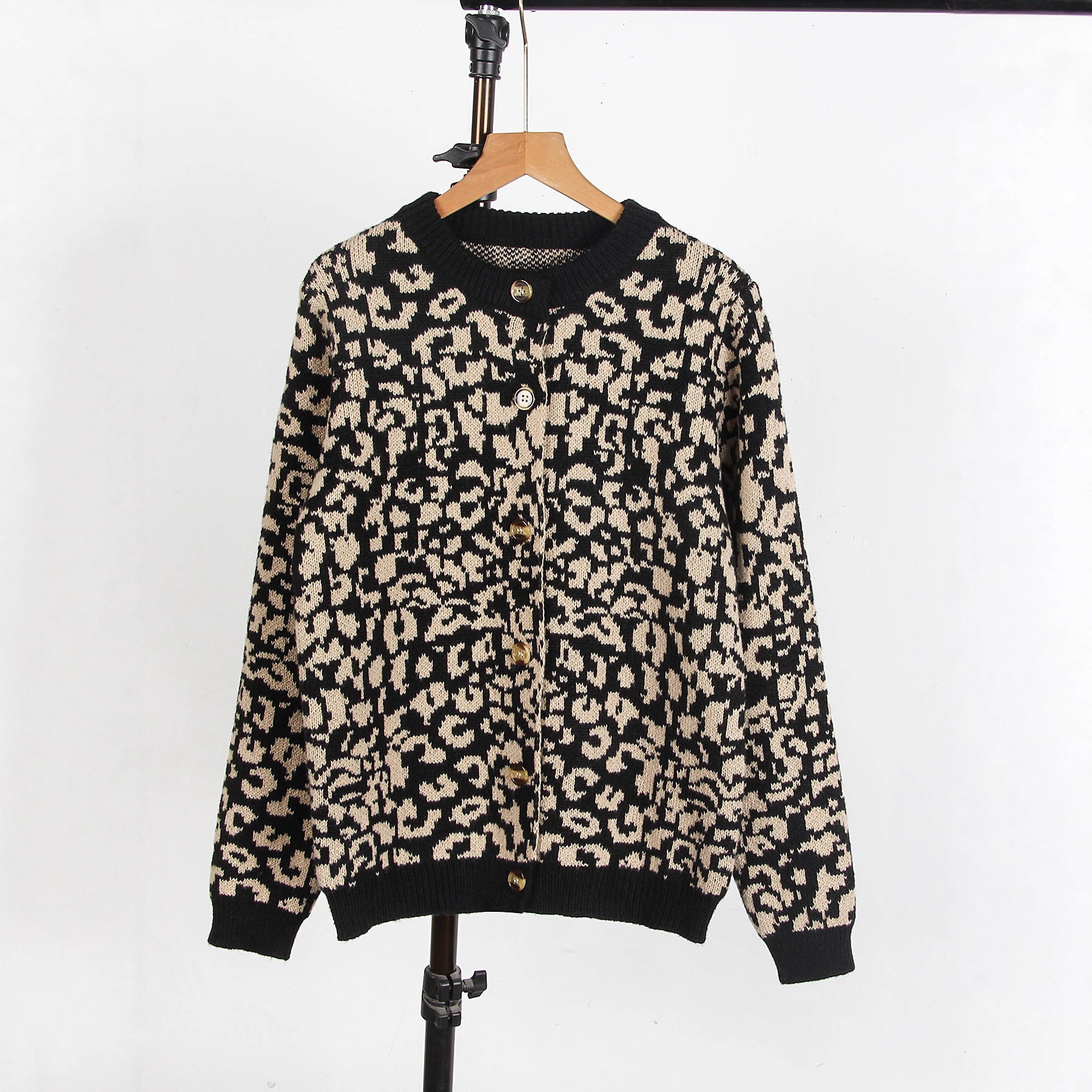 Women's Leopard Print Knit Cardigan Sweater Loose Crew Neck Long Sleeve