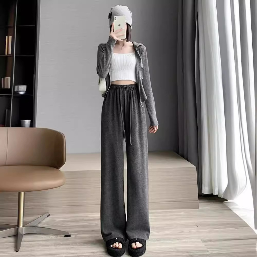 Petite Women's Wide-Leg Pants with Straight-Leg Slimming Fit, Casual Commuter Style