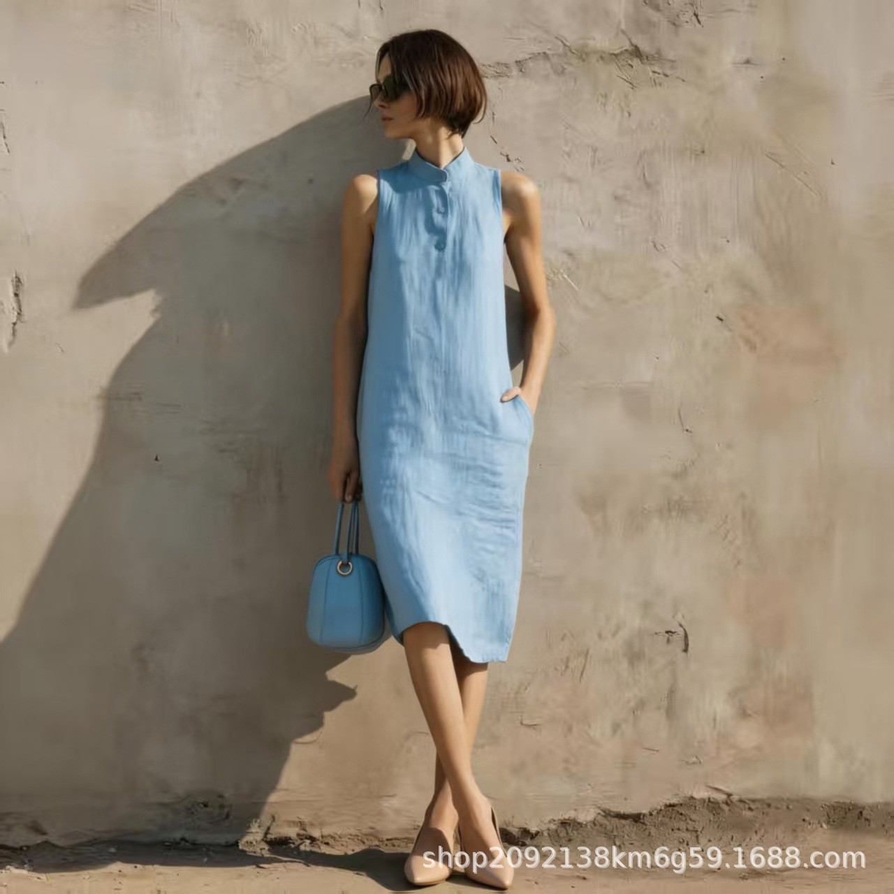 Women's Sleeveless Button-Front Midi Dress with Pockets