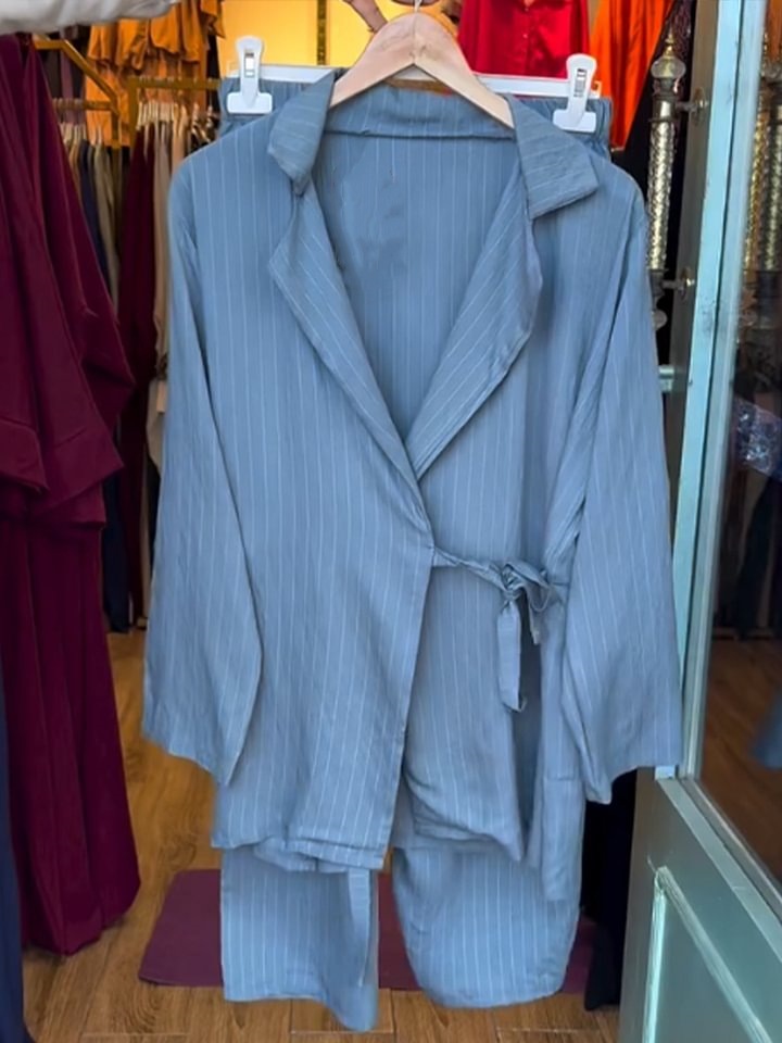 Women's Striped Two-Piece Blazer and Pants Set Casual Loose Fit