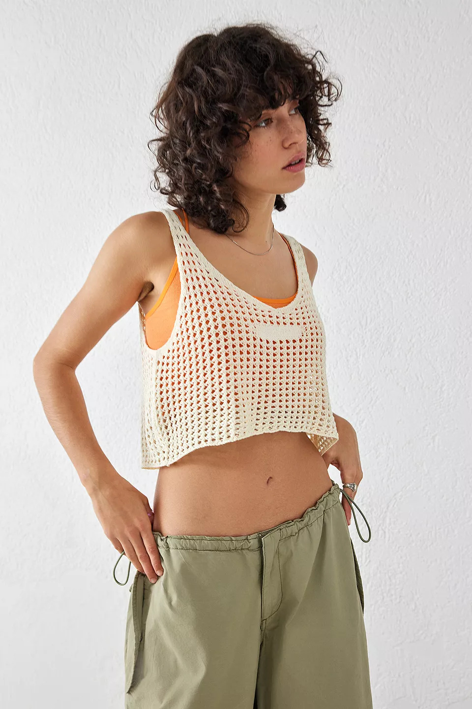 Women's Sleeveless Round Neck Hollow Out Crop Knit Tank Top