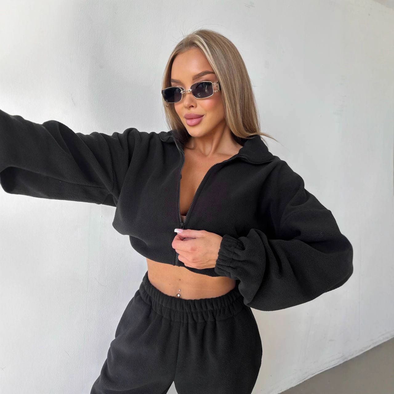 Women's Fleece-Lined Long-Sleeve Sweatsuit Two-Piece Set