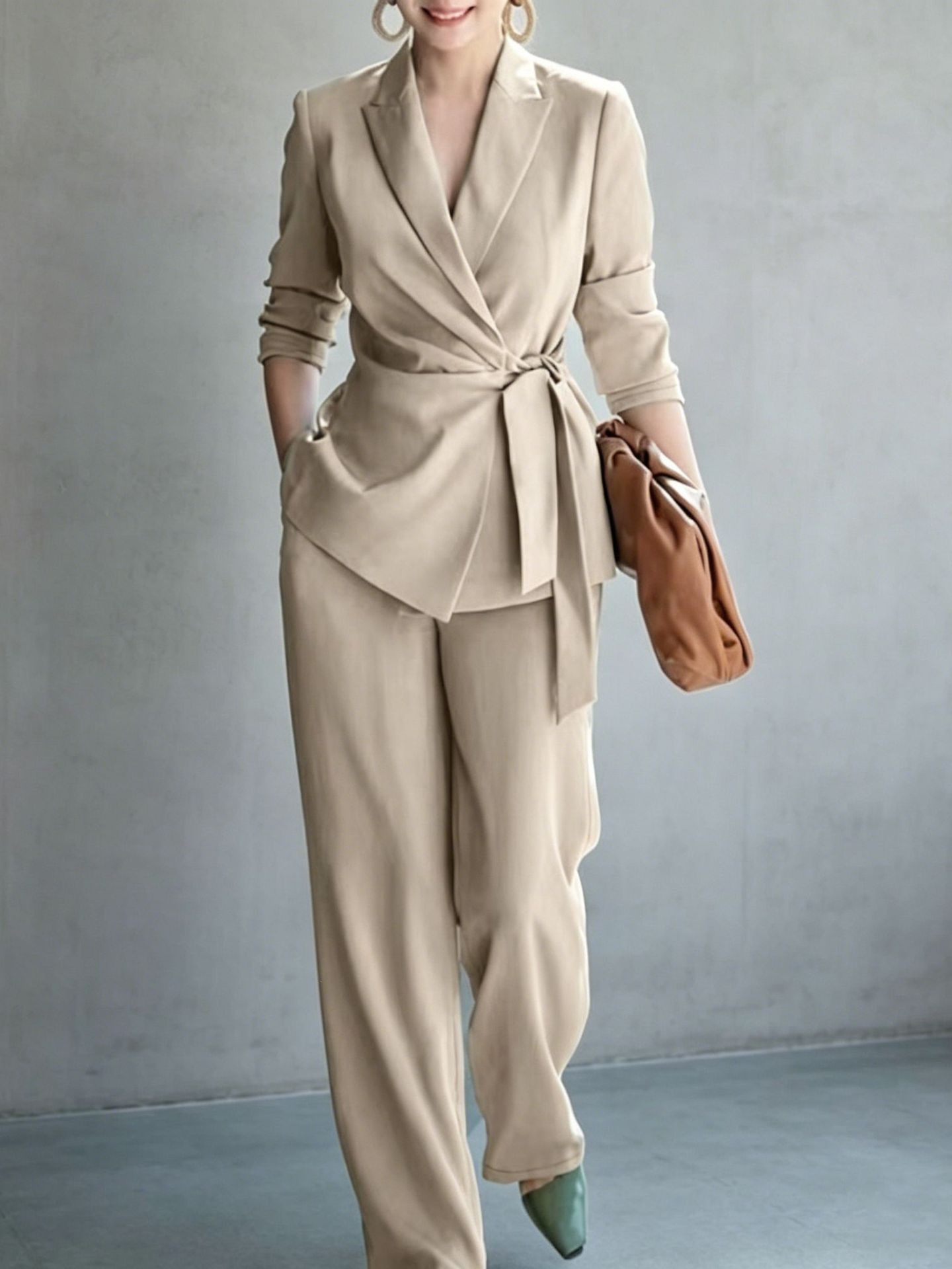 Women's Solid Color Belted Blazer and Pants Two-Piece Set