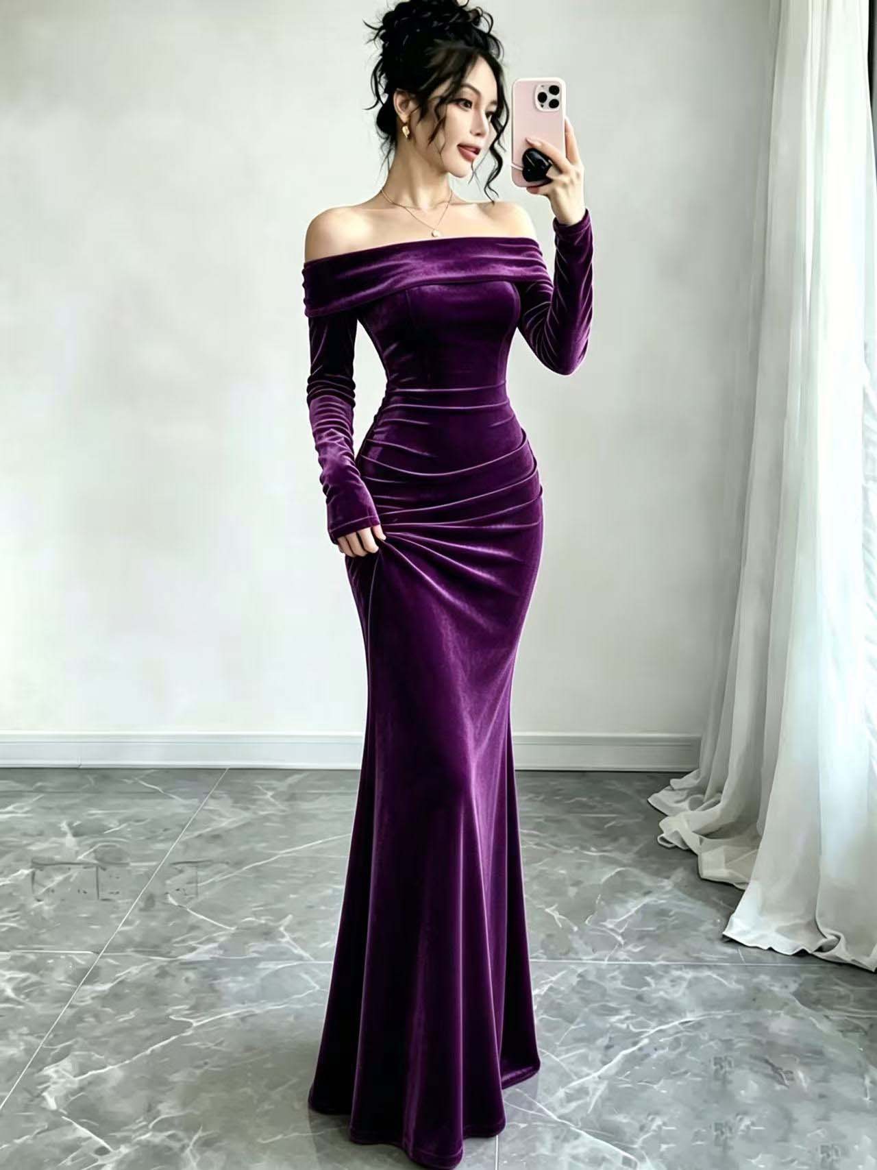 Gold Velvet Off-Shoulder Long Sleeve Bodycon Maxi Dress