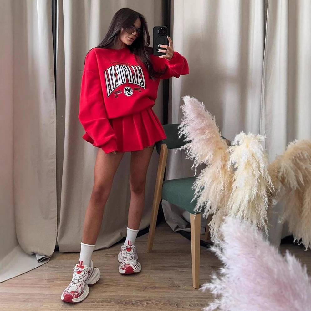 Loose Fleece-Lined Printed Pullover Top with Pleated Mini Skirt Set