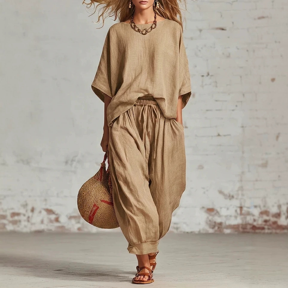 Women's Solid Color Half-Sleeve Crewneck Two-Piece Pants Set