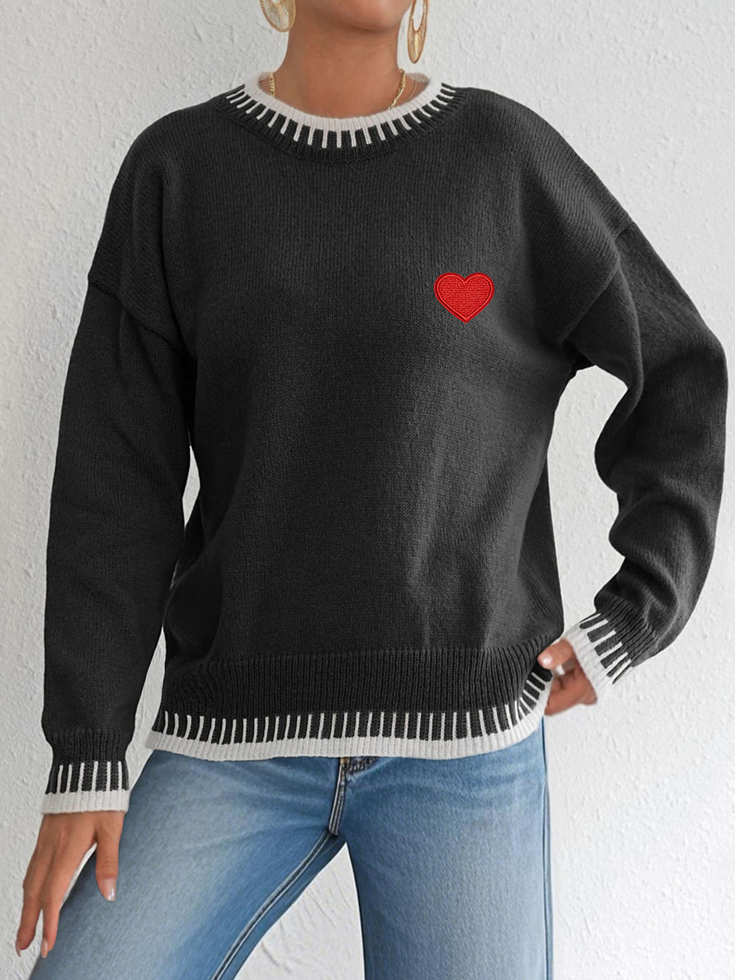 Color-Block Heart Embroidered Patch Pullover Sweater