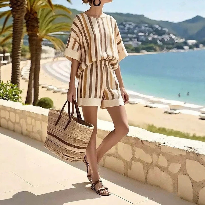 Printed V-Neck T-Shirt and Shorts Set with Faux Linen Look, Relaxed Fit