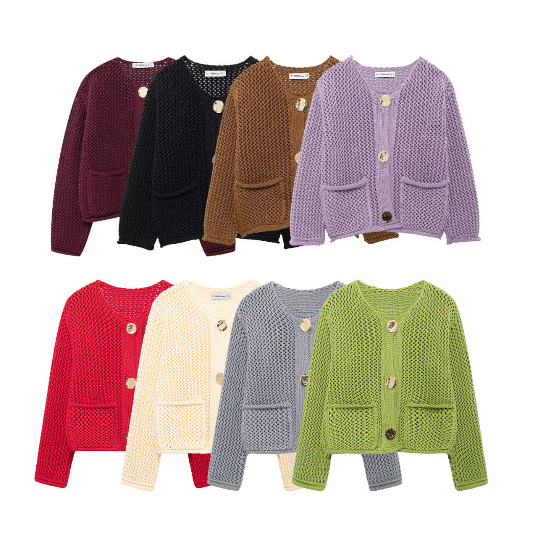 Women's Solid Color Button-Up Knit Cardigan with Pockets Crew Neck Long Sleeve Chunky Sweater Coat