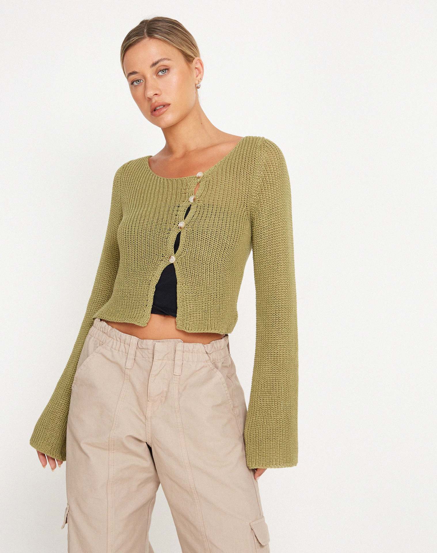Women's Cropped Crewneck Long Sleeve Knit Top