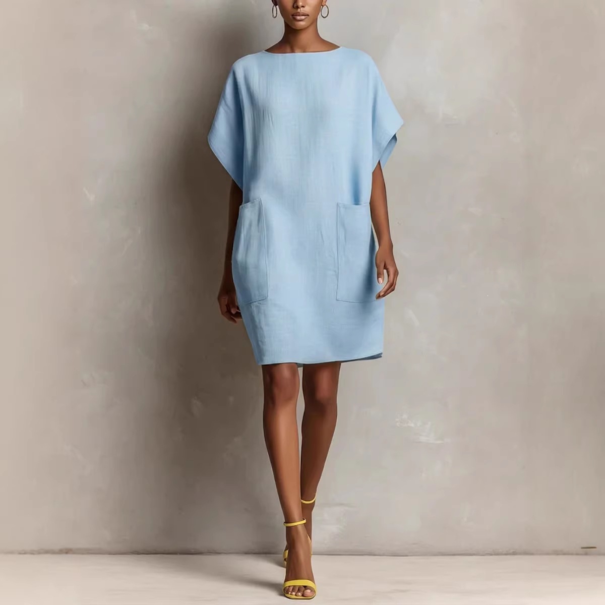 Women's Round Neck Short Sleeve Solid Color Dress with Pockets