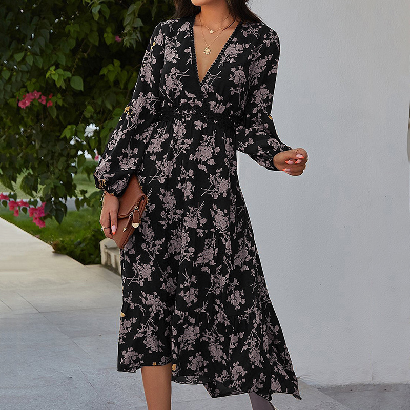 V-Neck Vintage Floral Midi Dress with Lace Trim