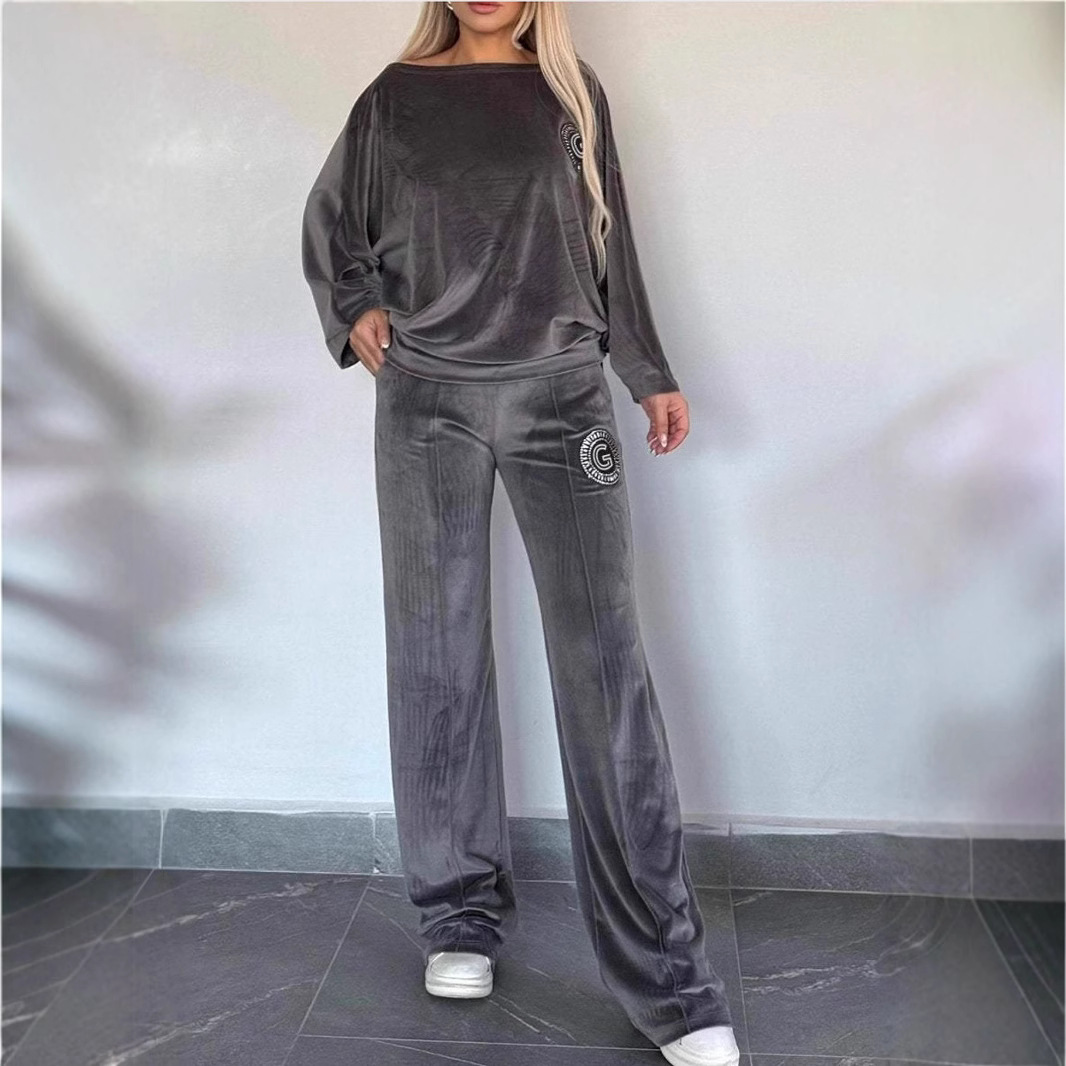 Women's Velvet Two-Piece Set with Round Neck and Batwing Sleeves