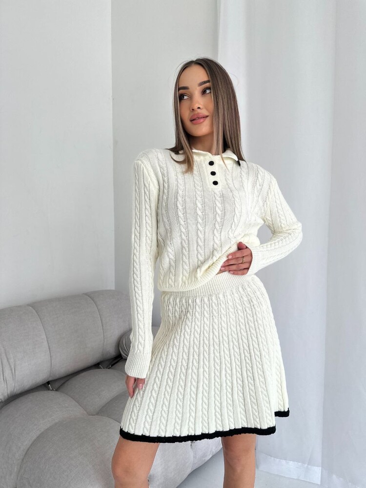 Women's Casual Knit Sweater and Mini Skirt Two-Piece Set with Button Detail